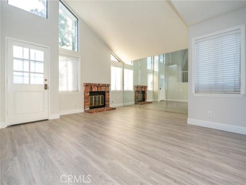 44  Amberleaf  , Irvine, CA