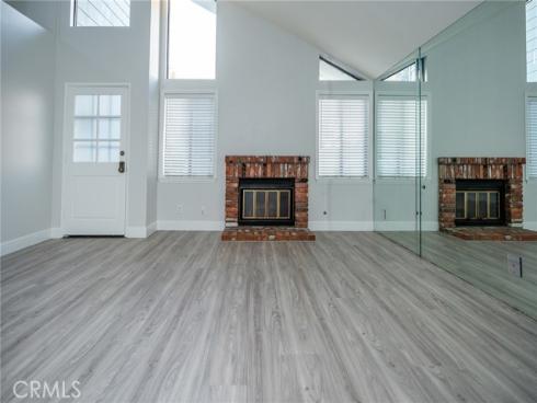 44  Amberleaf  , Irvine, CA