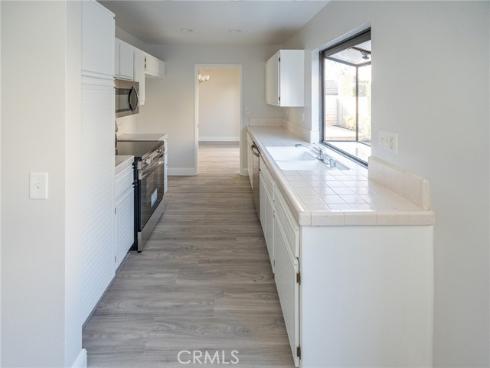 44  Amberleaf  , Irvine, CA