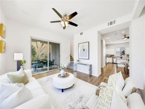 104  Interval  , Irvine, CA