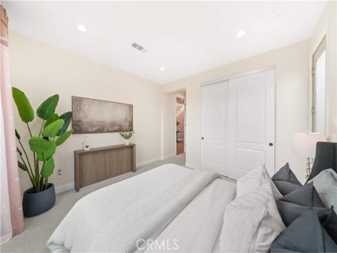 27  Gillman   Street, Irvine, CA