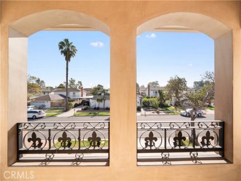 27  Gillman   Street, Irvine, CA