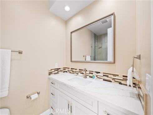 27  Gillman   Street, Irvine, CA