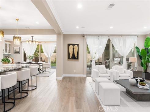 27  Gillman   Street, Irvine, CA