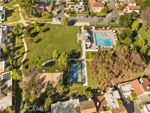 27  Gillman   Street, Irvine, CA