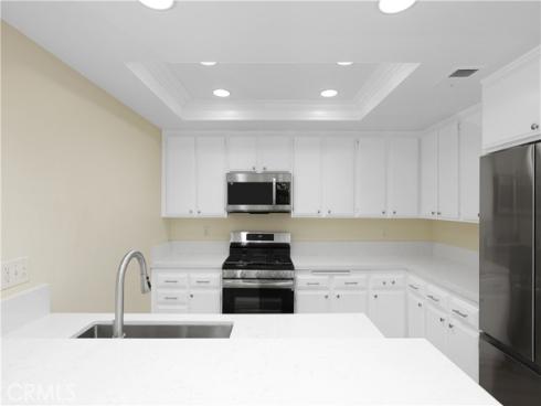 94  Greenfield  , Irvine, CA