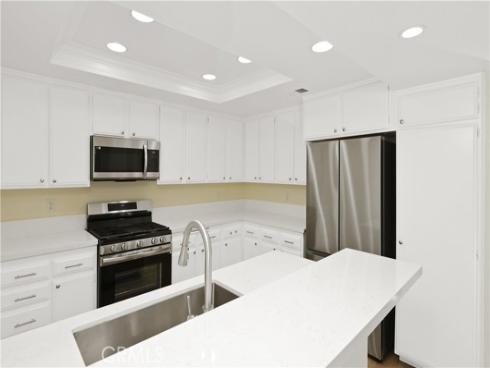 94  Greenfield  , Irvine, CA