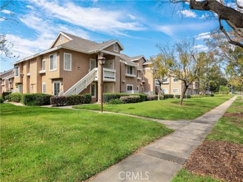 94  Greenfield  , Irvine, CA