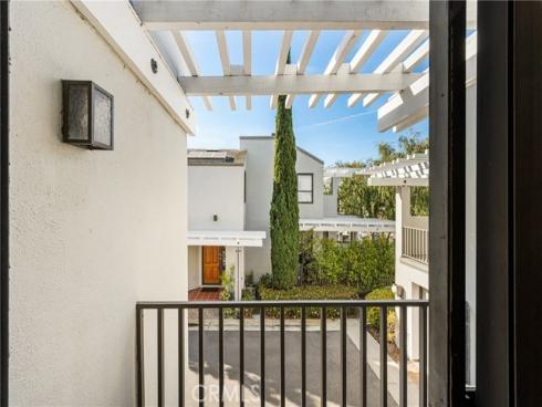 30  Waterway  43 , Irvine, CA