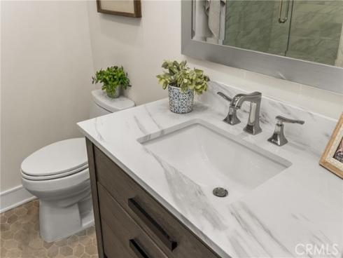 30  Waterway  43 , Irvine, CA