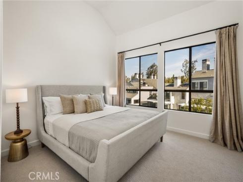 30  Waterway  43 , Irvine, CA