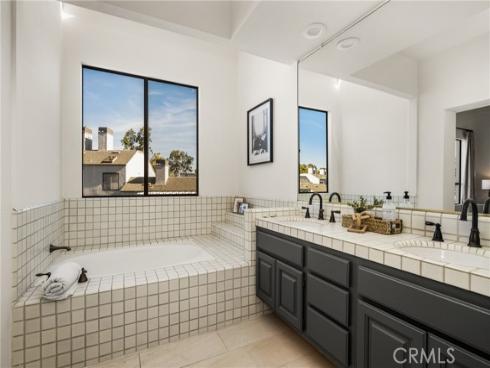 30  Waterway  43 , Irvine, CA