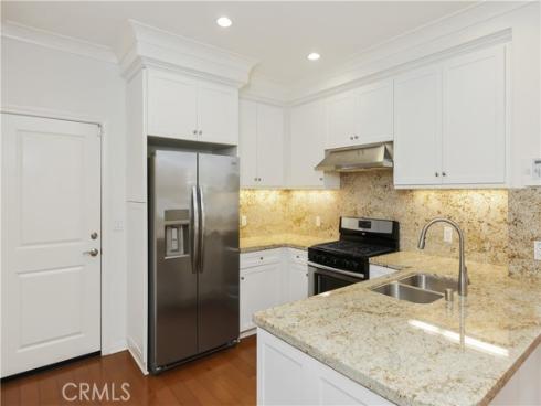 89  Mayfair  , Irvine, CA