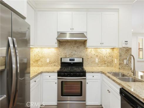 89  Mayfair  , Irvine, CA