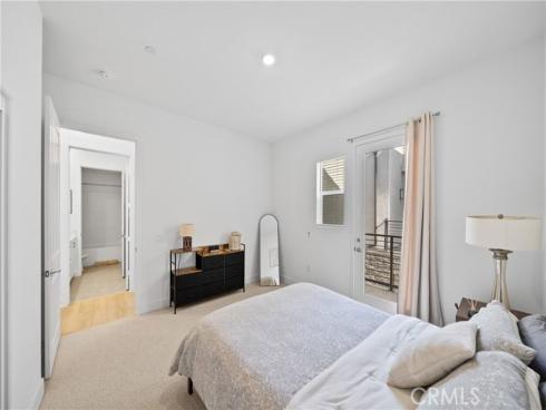 241  Proctor  , Irvine, CA