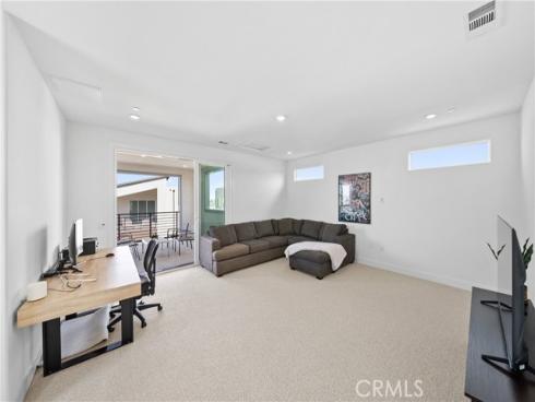 241  Proctor  , Irvine, CA