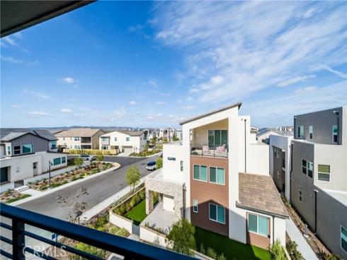 241  Proctor  , Irvine, CA