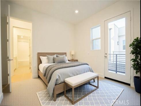 241  Proctor  , Irvine, CA