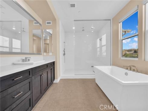 125  Source  , Irvine, CA