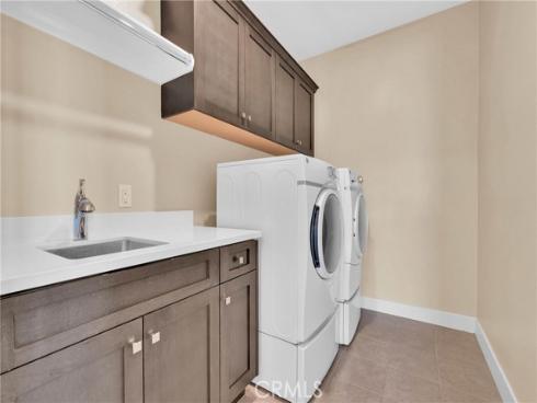 125  Source  , Irvine, CA