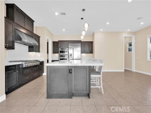 125  Source  , Irvine, CA