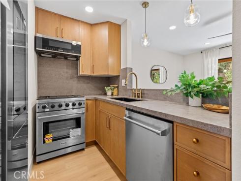 120  Lemon  34 , Irvine, CA