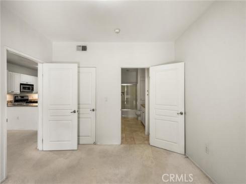 3202  Watermarke  , Irvine, CA