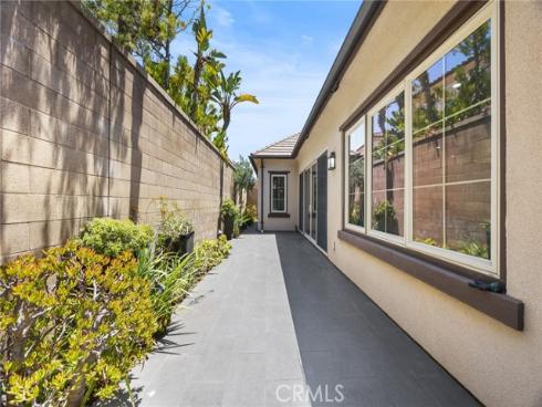 61 Bloomington , Irvine, CA