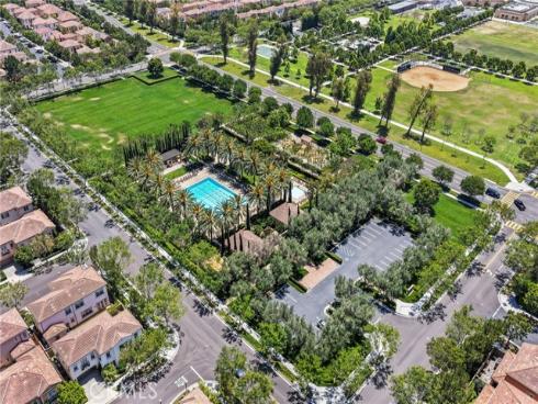 61 Bloomington , Irvine, CA