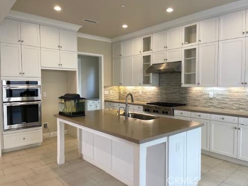 61  Bloomington  , Irvine, CA