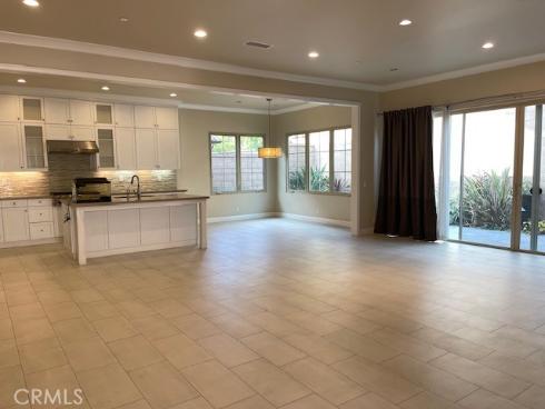 61  Bloomington  , Irvine, CA