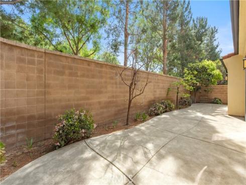 238  Shelbourne  , Irvine, CA