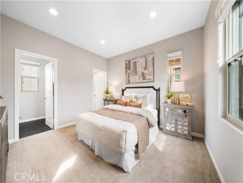 102  Yellow Pine  , Irvine, CA