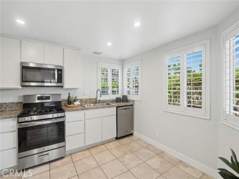 30  Jefferson  , Irvine, CA