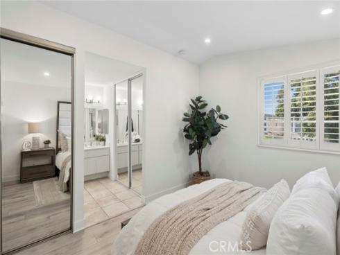 30  Jefferson  , Irvine, CA