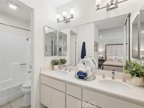 30  Jefferson  , Irvine, CA