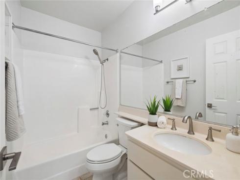 30  Jefferson  , Irvine, CA