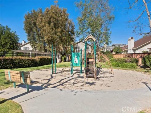 30  Jefferson  , Irvine, CA