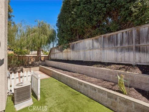 30  Jefferson  , Irvine, CA