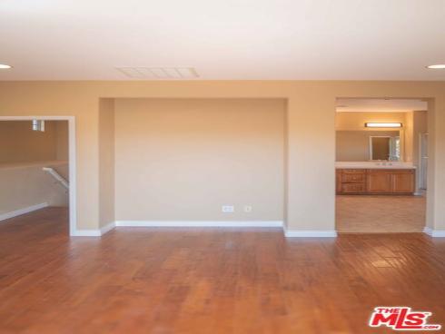 107  Chantilly  , Irvine, CA