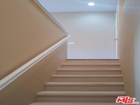 107  Chantilly  , Irvine, CA