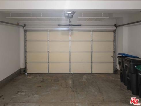 107  Chantilly  , Irvine, CA