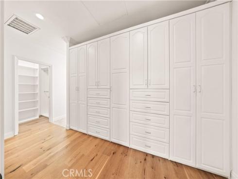 8  Healdsbury  , Irvine, CA