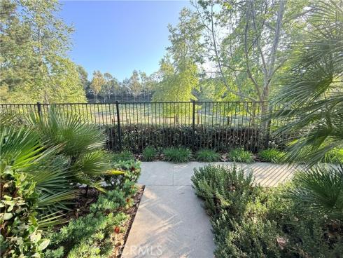 84  Jade Flower  , Irvine, CA