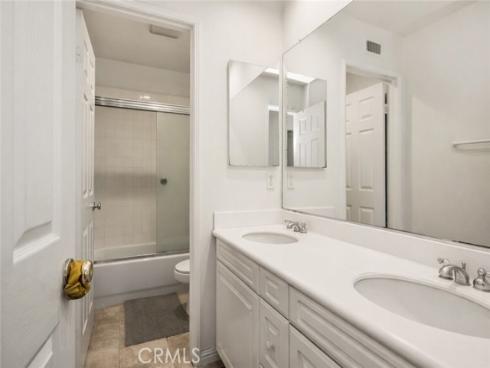 11  Highfield  , Irvine, CA