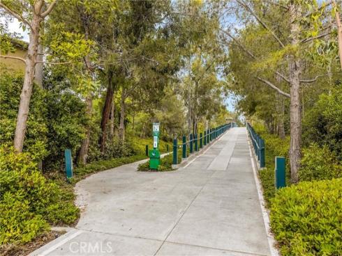 11  Highfield  , Irvine, CA