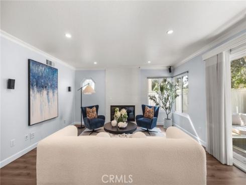 5  Cannes  , Irvine, CA