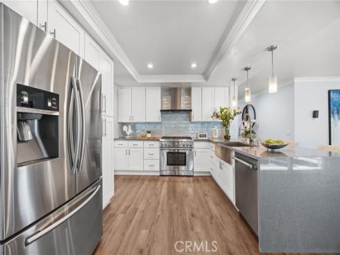 5  Cannes  , Irvine, CA