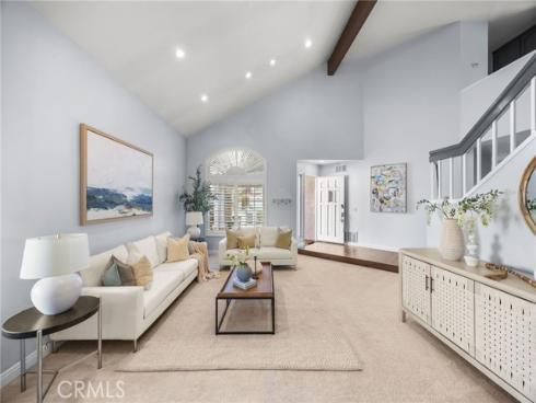 5  Cannes  , Irvine, CA