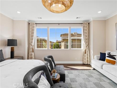 91  Pelican  , Irvine, CA